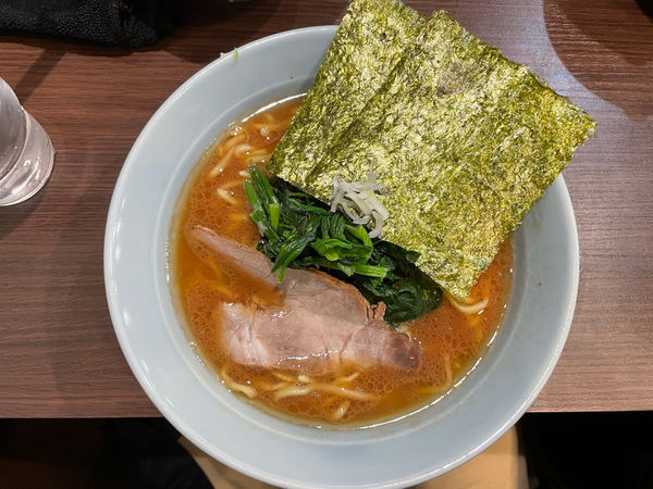「ラーメン」@横浜家系らーめん侍 渋谷本店の写真