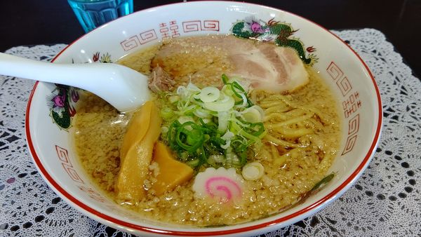 「中華そば８００円＋背脂50円」@中華そば ふじ野の写真