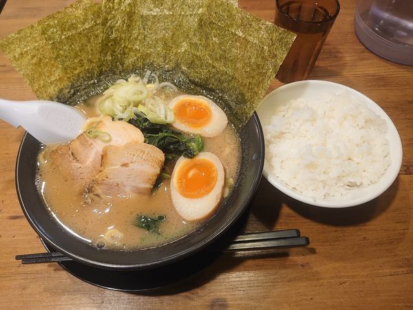 「ラーメンSP」@横浜家系ラーメン 本郷家の写真