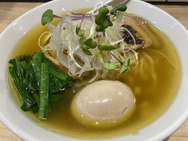 「塩中華ソバ味玉」@中華ソバ ビリケンの写真