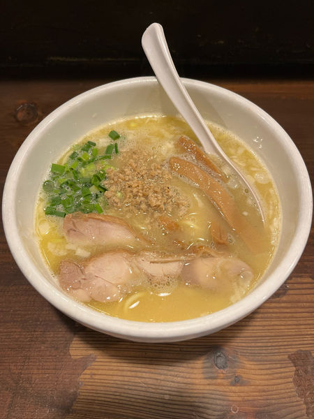 「白湯らーめん 740円」@鶏の穴の写真