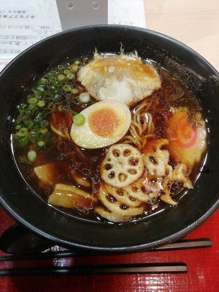 「たまり醤油らーめん」@らーめん村里木 友部SA（下り）の写真