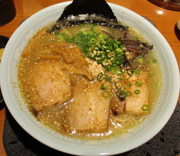 「天外天ラーメン　950円」@天外天 東京ラーメンストリート店の写真