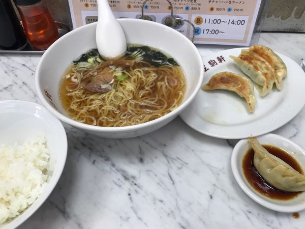 「ラーメン＋餃子定食」@生駒軒 住吉の写真