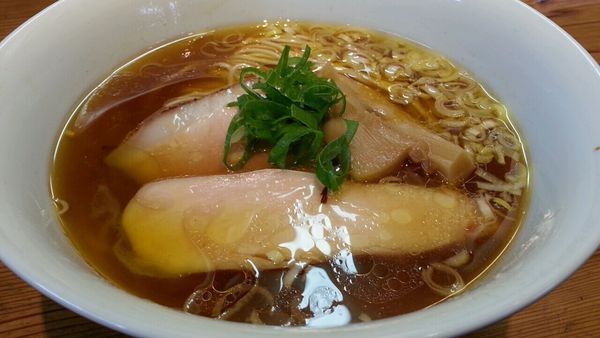 「醤油ラーメン 800円」@ラーメン屋 トイ・ボックスの写真