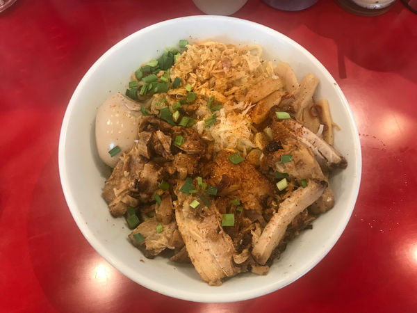 「特製辛まぜそば（特盛）」@まぜそば 七の写真