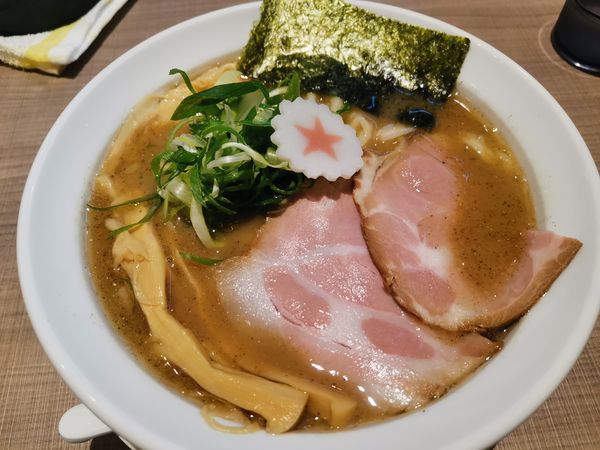 「濃厚煮干しラーメン」@東京ラーメンショーセレクション極み麺「まぐちゃんラーメン」 越谷店の写真