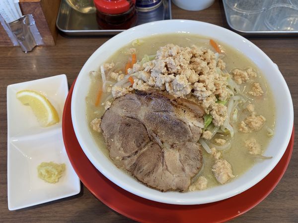 「濃厚鶏白湯タンメン＋鶏そぼろ＋チャーシュー」@濃厚鶏白湯タンメン まつ井の写真