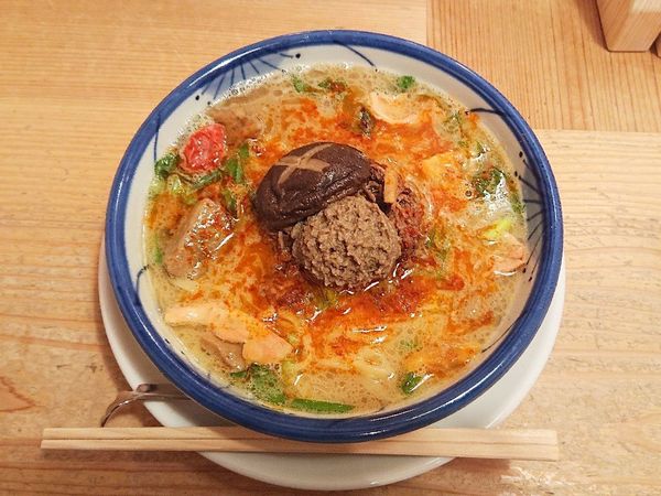 「茸と羊、など」@ひつじそば 人と羊の写真