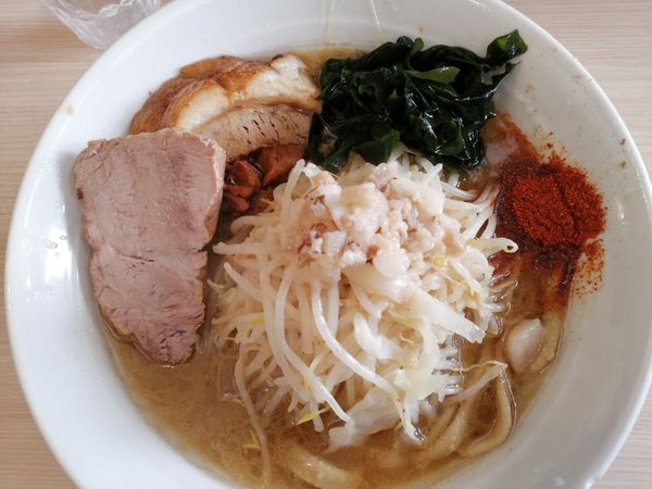 「味噌(200g)＋ぶた(うで)」@麺屋 味方の写真