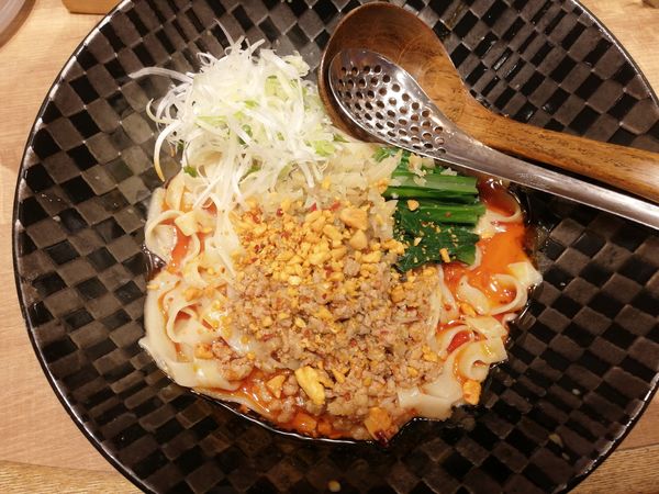 「汁なし担々麺」@名驛式担々麺 しゃち福の写真