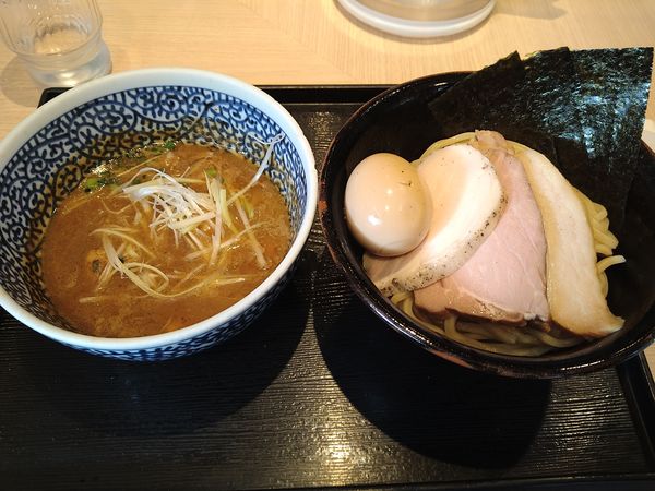 「特製濃厚魚介つけ麺」@麺屋 一燈の写真