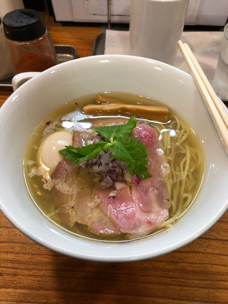 「蛤塩そば+味玉」@アメノオトの写真