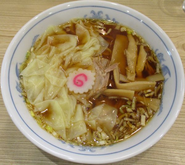 「ワンタンメン　650円」@らーめん 高尾の写真