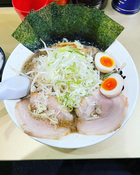 「しょうゆかつおラーメン」@超ごってり麺 ごっつ 秋葉原店の写真