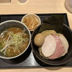 特製濃厚魚介つけ麺、極太めんま