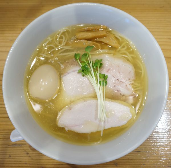 「塩味玉らーめん」@麺屋鈴春の写真