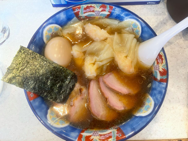 「チャーシューエビワンタンメン」@たんたん亭の写真