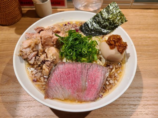 「【限定】夢でてきた中華そば+味玉」@煮干し Noodles Nibo Nibo Cinoの写真