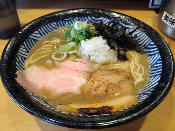 「濃厚煮干しそば(¥900)＋坦々の和え玉(¥200)」@志奈そば 田なか いすみ店の写真