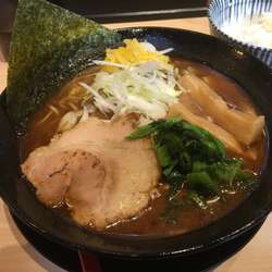 焦がし醤油ラーメン　780円