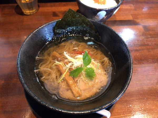 「塩らーめん（800円）」@麺処 ほんだの写真