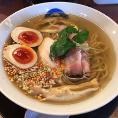 座右の麺の画像