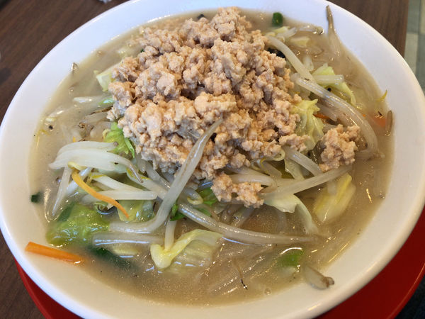 「濃厚鶏白湯タンメン　＋　鶏そぼろ」@濃厚鶏白湯タンメン まつ井の写真