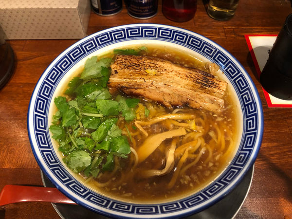 「炙り厚切りチャーシューめん」@東京らあめんタワー 芝大門本店の写真
