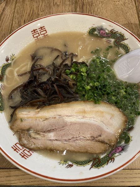 「十割ラーメン、中太麺」@ぎょらん亭 西早稲田店の写真