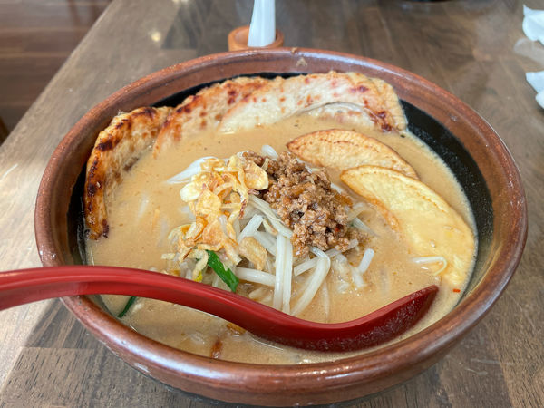 「北海道味噌チャーシュー麺」@麺場 田所商店 佐倉店の写真