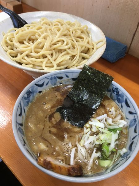 「つけ麺(特盛)　900円+150円」@自家製麺 福は内の写真