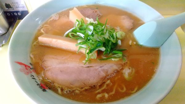 「醤油ラーメン800円」@梅光軒 神居店の写真