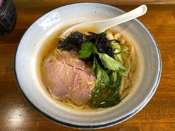 「淡麗中華そば ８００円」@らぁめん食堂 亀の遠吠えの写真