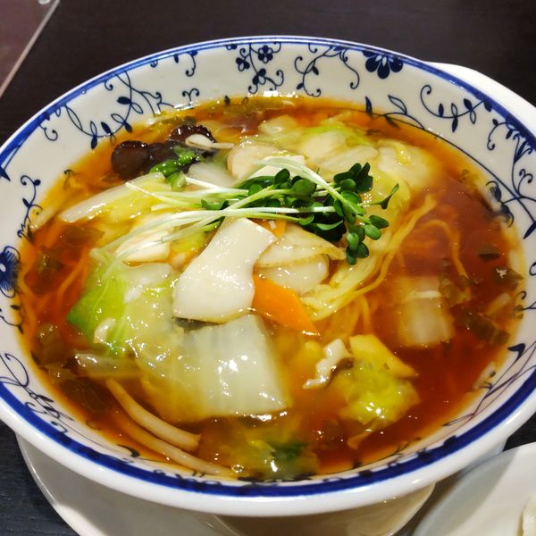 「海鮮入り湯麺（￥1,000）※」@赤坂 重慶府 新宿店の写真