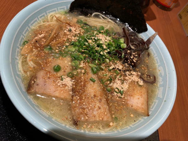 「天外天ラーメン950円」@天外天 東京ラーメンストリート店の写真