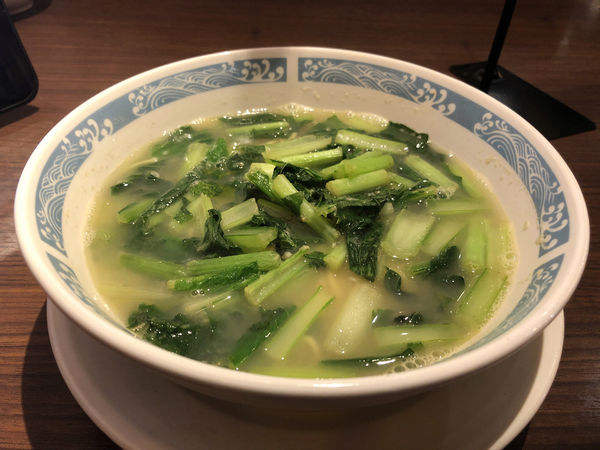 「たっぷり青菜のコク旨ラーメン」@バーミヤン 神宮前店の写真