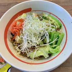 【限定】ぺヤング監修キャベツたっぷりの幸楽苑やきそば