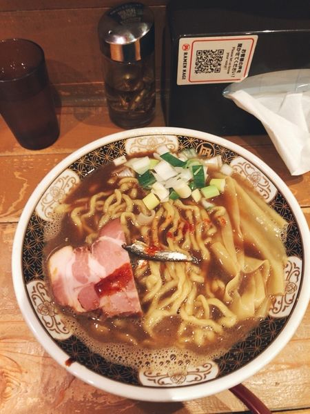 「すごい煮干しラーメン 870円」@ラーメン凪 下北沢店の写真