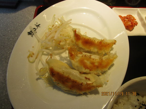 「ランチSet：餃子 220円」@麺ロード花畑の写真