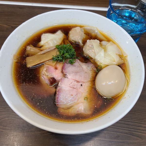 「特製中華そば¥900」@中華そば さわの写真