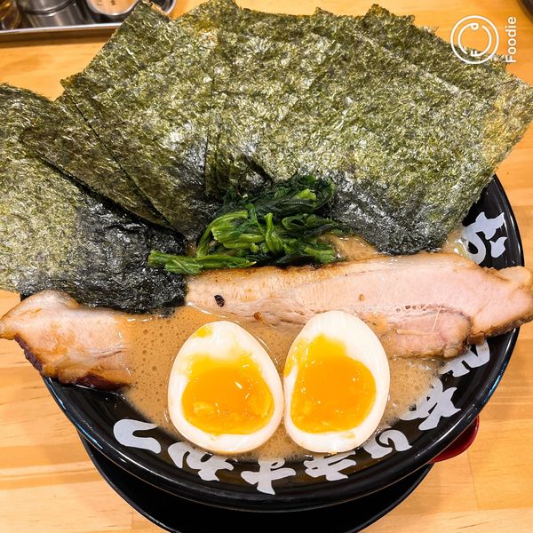 「特製ラーメン」@横浜家系ラーメン 辻田家 真岡店の写真