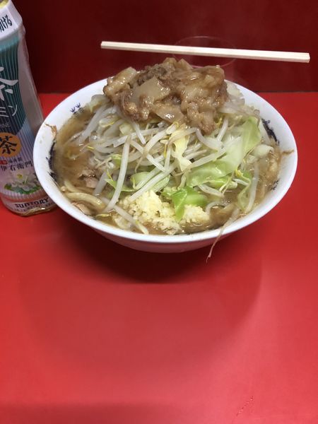 「ラーメン小　麺少なめ」@ラーメン二郎 松戸駅前店の写真