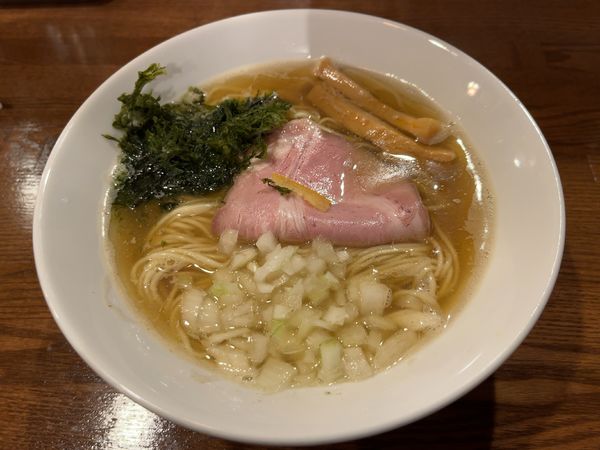 「白煮干中華そば」@麺屋らんまるの写真