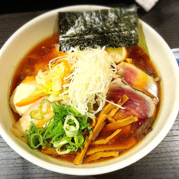 「【ラークリ限定】本枯本節二年物の中華そば 醤油(特製) 1.」@麺や 福一の写真