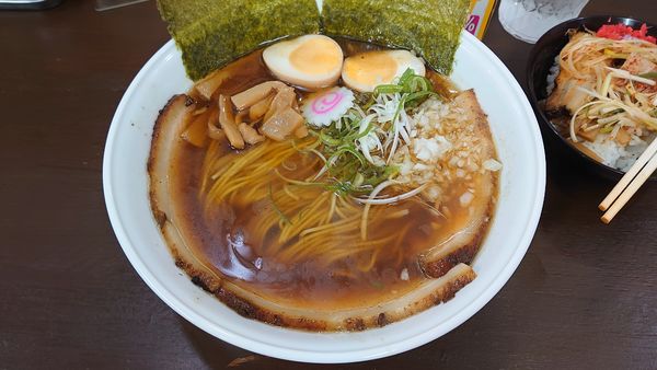 「煮干そば 730円 + まかないチャーシュー丼 280円」@麺屋こうきの写真