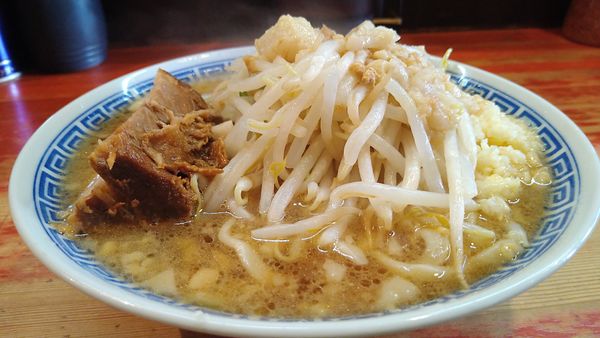 「プチラーメン¥690+ニンニク·アブラ」@ラーメン二郎 会津若松駅前店の写真