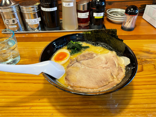 「得家系ラーメン　850円」@博多一舞 瑞穂店の写真