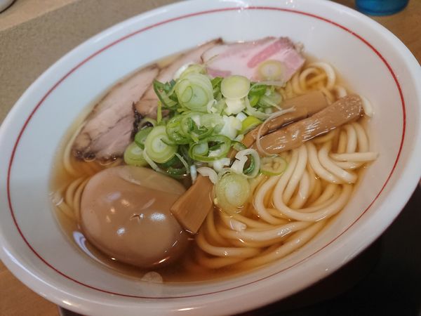 「限定 煮干しそば 500円」@ラァメン ぼーんずの写真