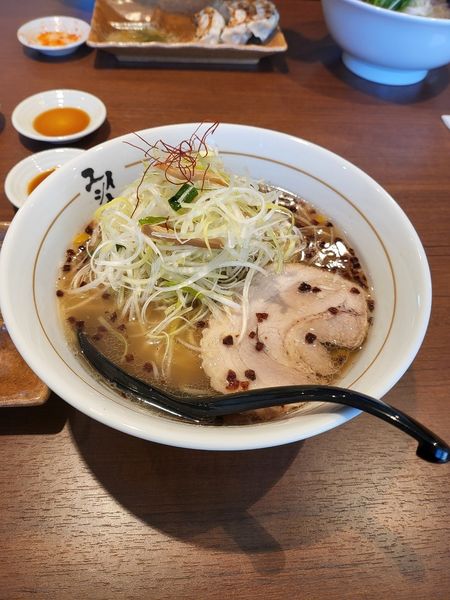 「ねぎ塩そば」@塩そば専門 ユイシキの写真